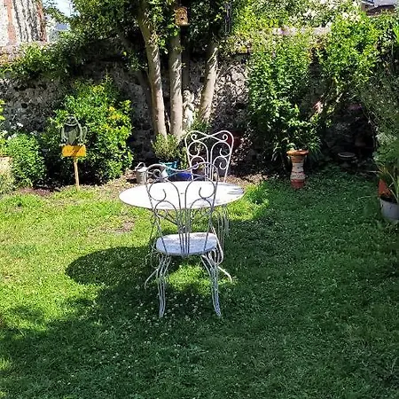 Le Jardin Des Murmures Ferienhaus *