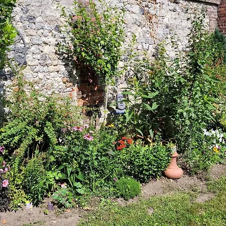 Le Jardin Des Murmures Ferienhaus *