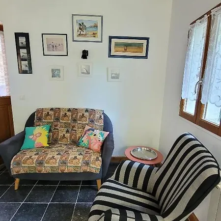 Le Jardin Des Murmures Ferienhaus *